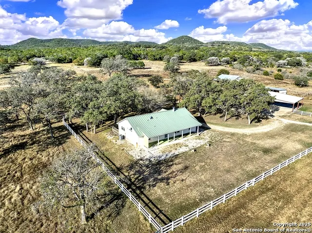 16103 State Highway 16 N Medina, TX 78055